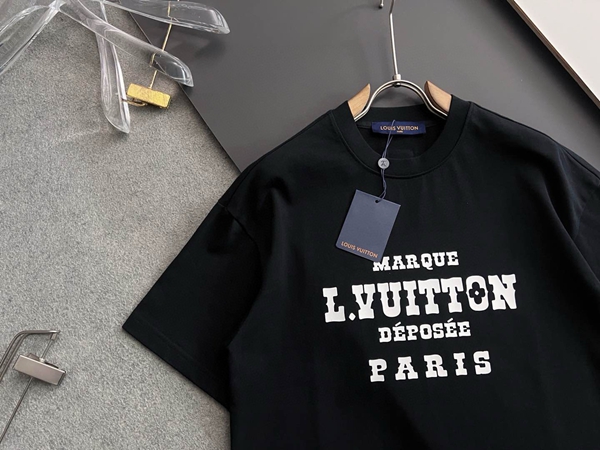 ブランドTシャツ細部ディテール